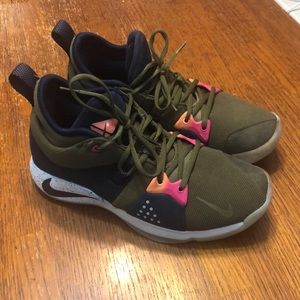 Nike Paul George Basketball Shoes